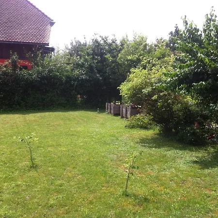 Kellerhof Guesthouse: Garden Retreat With Rooftop Terrace Apartment Murg (Baden-Wurttemberg)